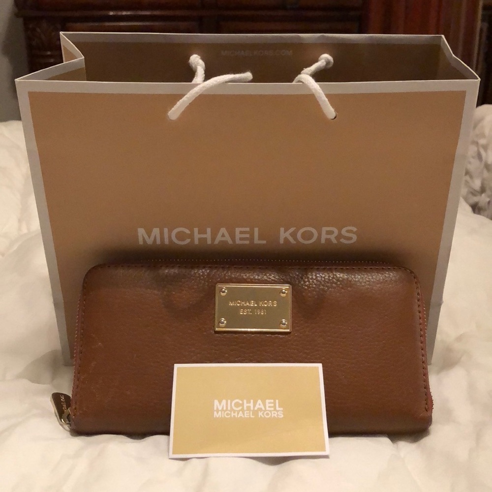 Authentic Michael kors wallet